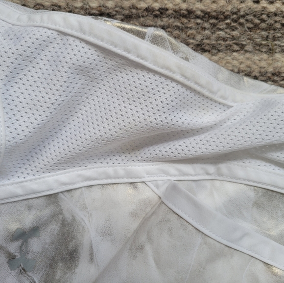 Under armour running shorts - Picture 2 of 5